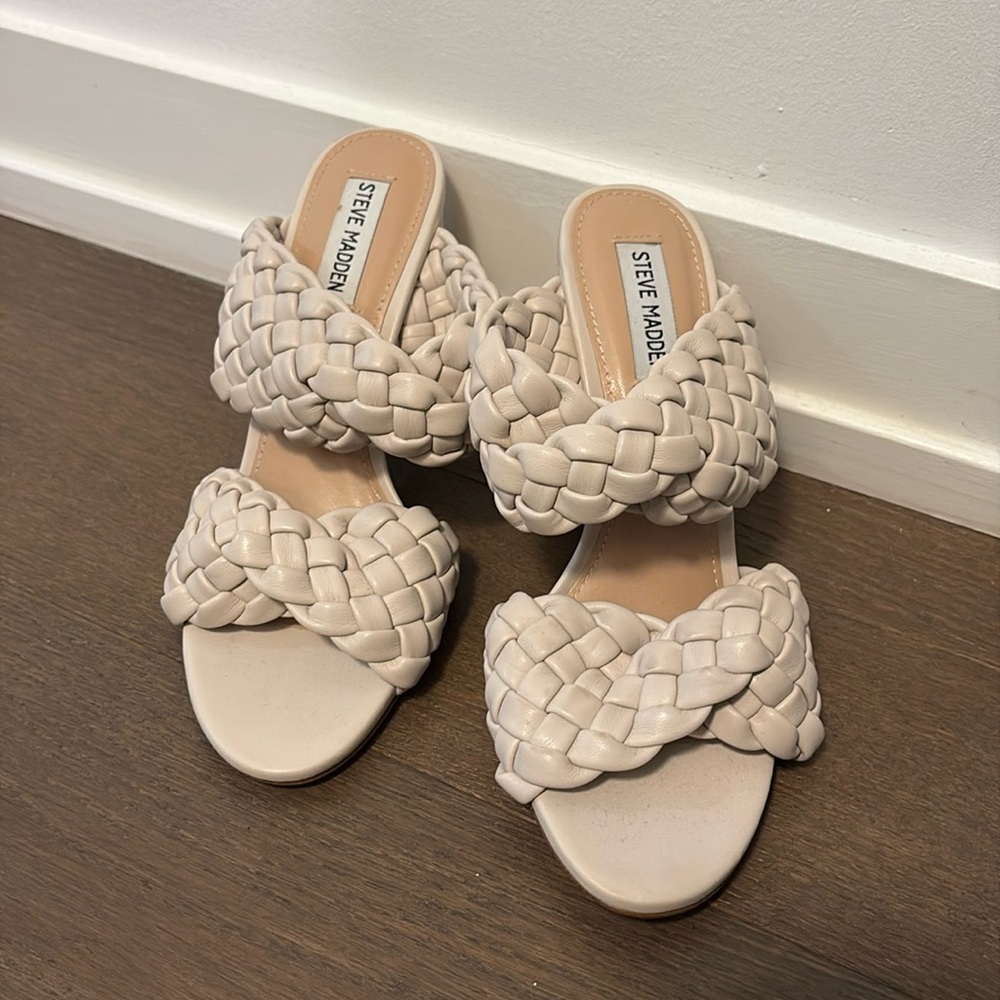 Steve Madden sandals size 9